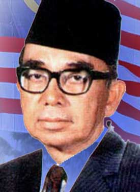 Tun Abdul Razak bin Haji Dato&#39; Hussein - pm2